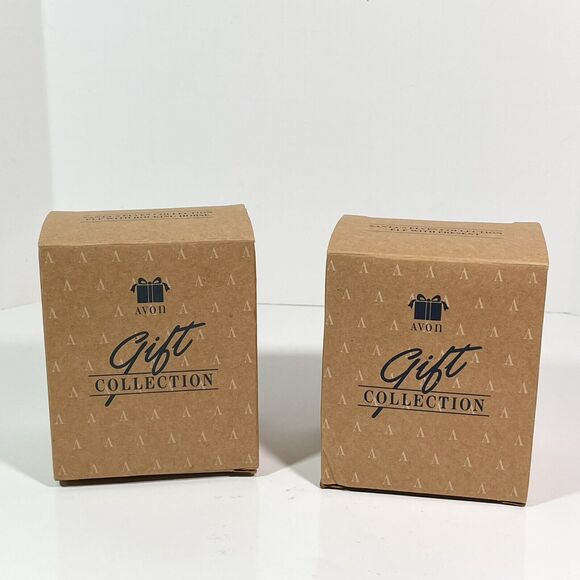 Lot Of 2 Avon Santa's Elves Collection Elf with Teddy Bear And Elf With Present - Picture 4 of 4